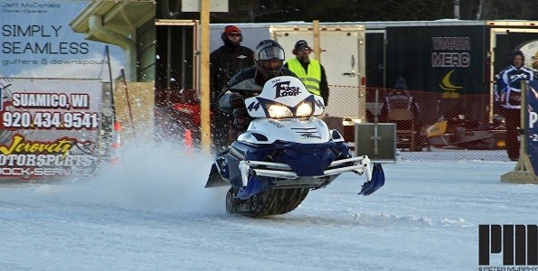 wi-snowmobile-race